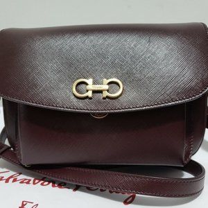 100% Authentic Brand New Salvatore Ferragamo Leather Gancio Burgundy Convertible